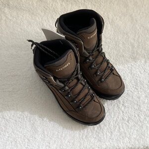 LOWA Renegade GTX Mid Hiking Boots